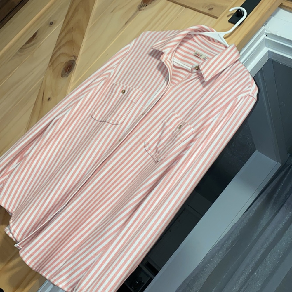 Women’s Faherty Legend Sweater Shirt (L)